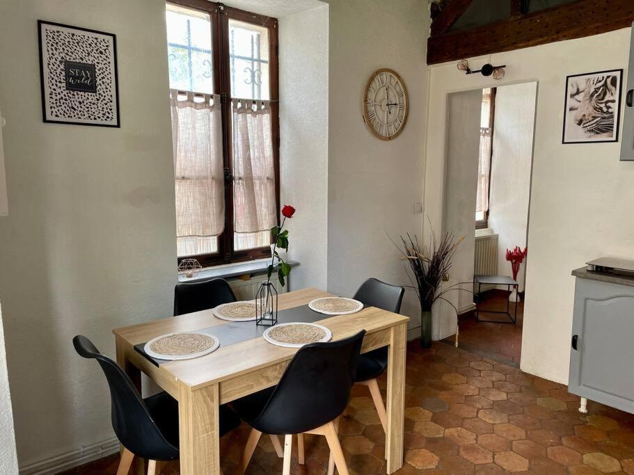 Maison A Proximite De Barbizon / Fontainebleau / A6 Saint-Sauveur-sur-Ecole Экстерьер фото